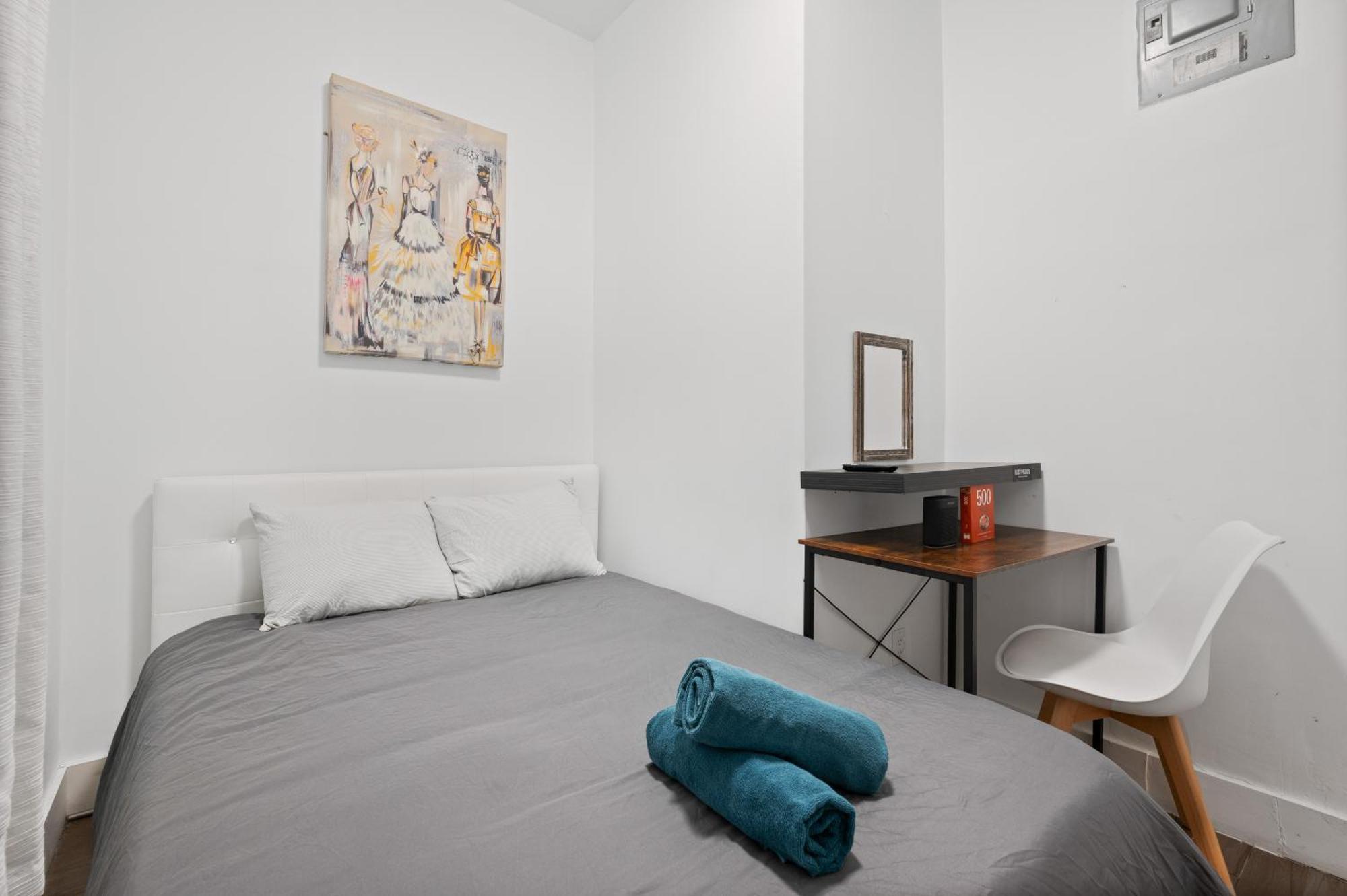 Bohemian Chinatown 3 Bedrooms Apartamento